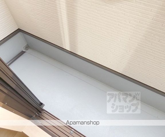 右京区嵯峨新宮町貸家の内装写真
