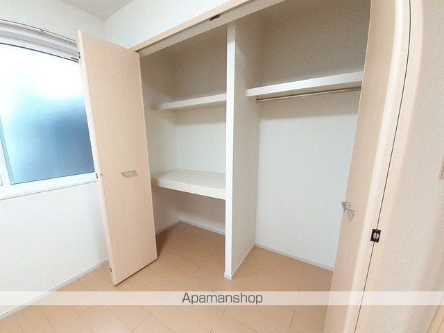 ピッコロピーノの内装写真