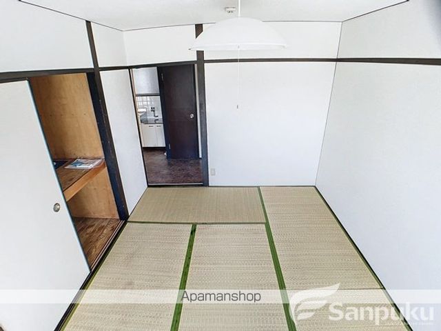 デファンドル山越の内装写真