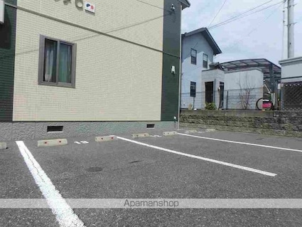 ヴィラシャンテ[1LDK/43.54m2]の駐車場