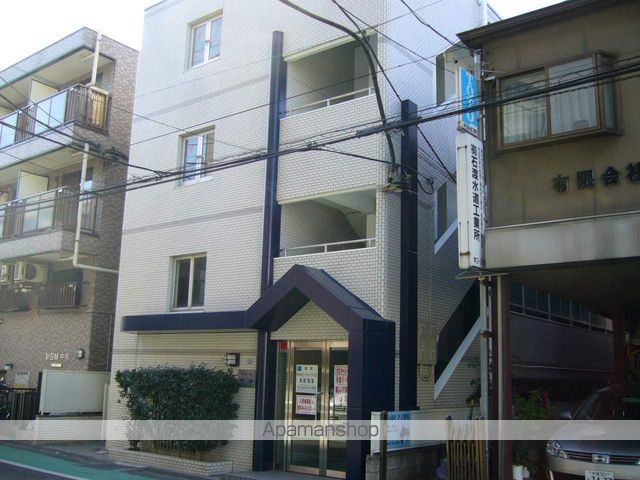 ラポール町田の玄関写真