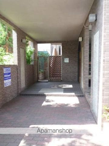 山鼻コンパウンドの外観写真