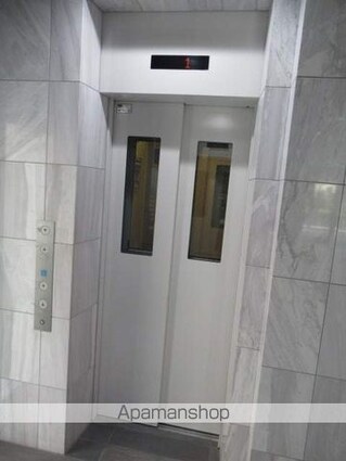 東京都杉並区堀ノ内１丁目[1LDK/65.27m2]の共用部2