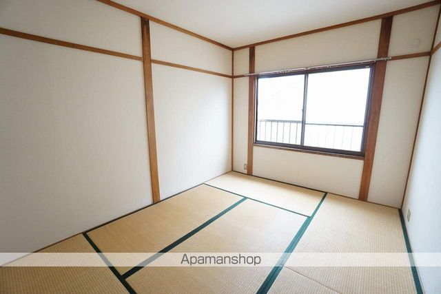 シャトルタカノの内装写真