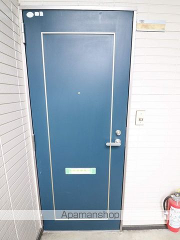 エレガンスハイツの玄関写真