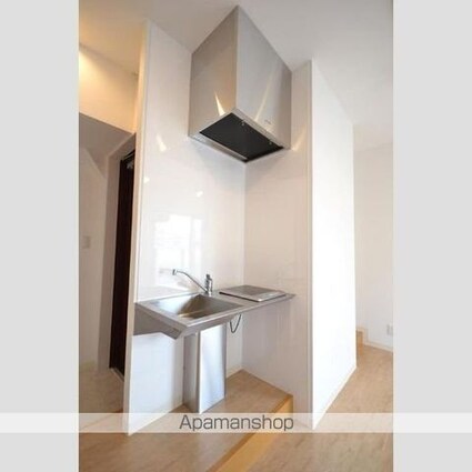 デコズキャッスル赤坂[1R/12.2m2]の内装1