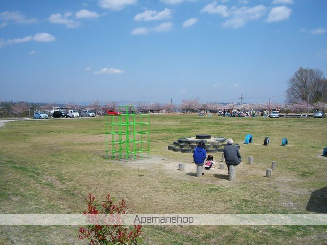 名張市 2階建 築45年の周辺写真