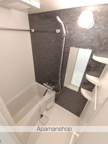 COMFORIA LIV新大阪WESTの内装写真
