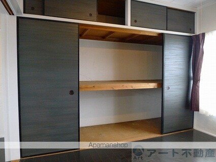ブリューメ・ハイム壱番館[2LDK/47m2]の収納
