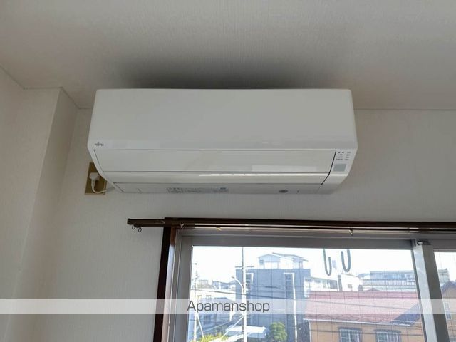 マンションタケシIの内装写真