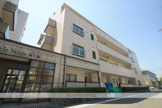 ライフステージ新大阪の外観写真