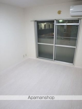 ユースフル祐天寺Ｎｏ．２[1R/13.37m2]のバルコニー