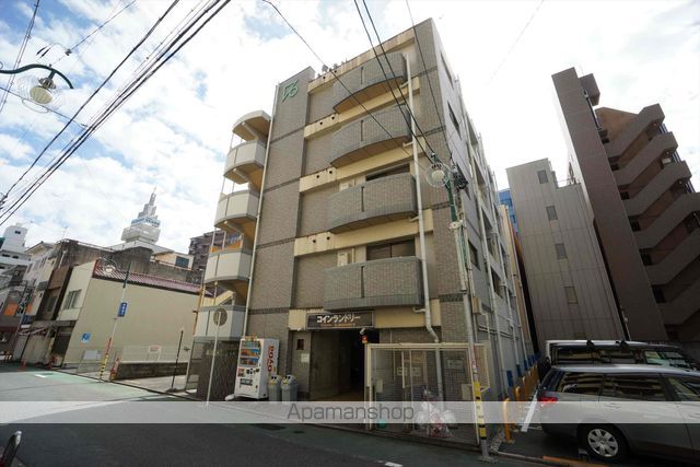 ドール栄5丁目の外観写真