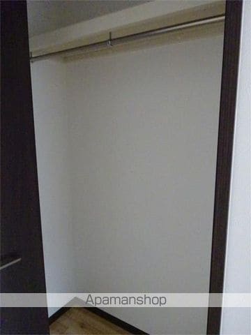 クレストアークの内装写真