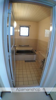 Ｖｉｖｅｌｌｅ彦根城町[3LDK/96m2]のバス