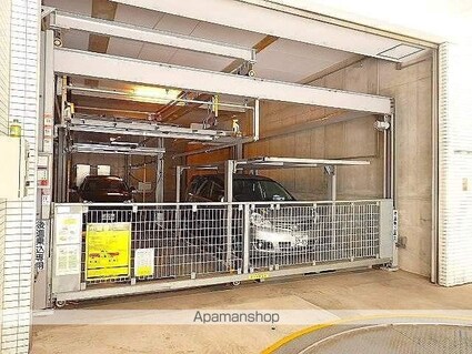 東京都新宿区山吹町[1K/20.72m2]の駐車場
