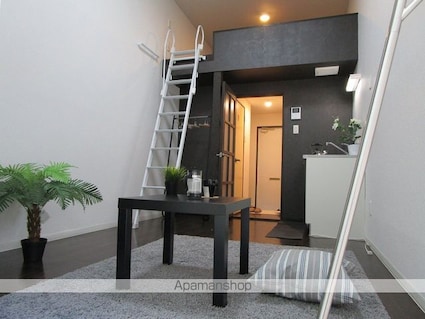 アーバンコート荒巻[1R/20m2]のリビング・居間