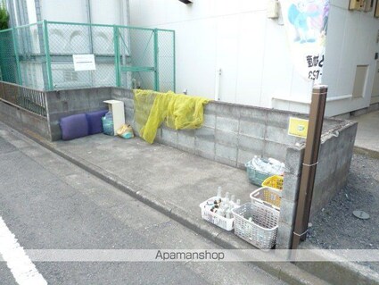 メゾンニュータウン嶋田[3DK/53m2]の共用部1