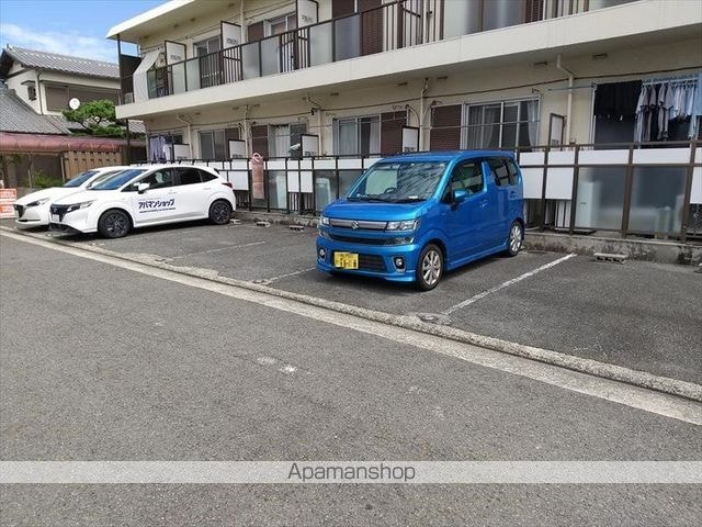 レジデンス小松原[1K/19.35m2]の駐車場