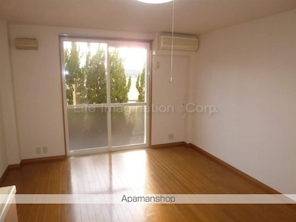 ＴＷＩＮＯＡＫＳ[2LDK/59.62m2]のリビング・居間