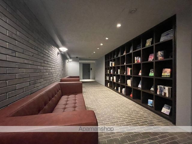 パークアクシス新宿百人町[1DK/31.85m2]の共用部5