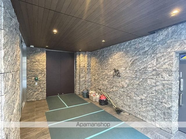 アイレスト袋町の玄関写真
