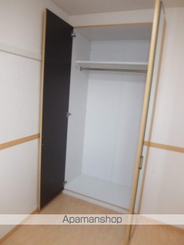 武蔵村山市 2階建 築15年の内装写真