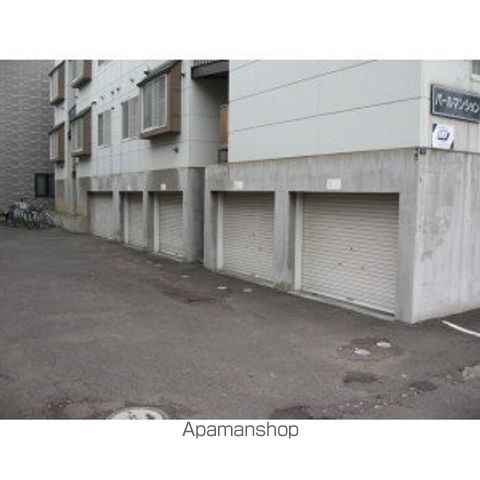 パールマンションの玄関写真