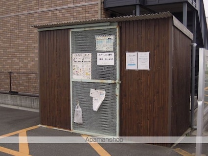 岡山県岡山市北区門前[2LDK/49.85m2]の共用部1