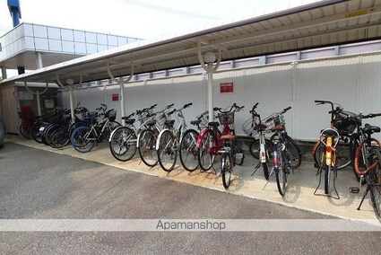 ラフィーネ・ルージュ[1LDK/39m2]の共用部1