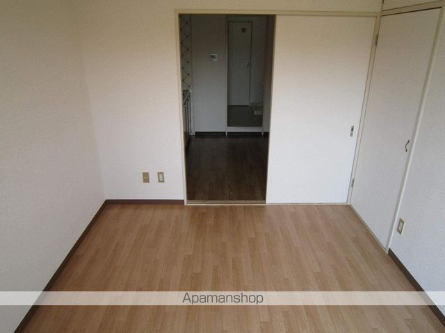 バンクフィールドの内装写真