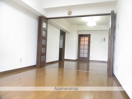 レジデンス荒川[4LDK/75.9m2]のリビング・居間