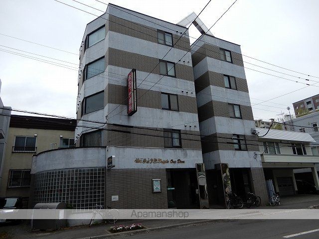ティアラTRIPLEONEDEMの外観写真