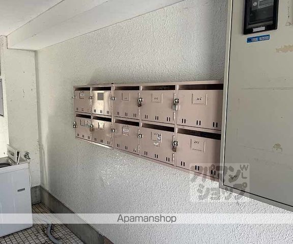 大島マンションの外観写真