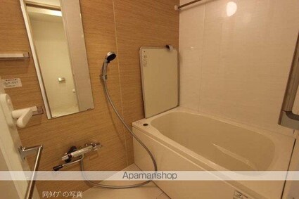 コンフォリア錦糸町[1K/25.44m2]のバス