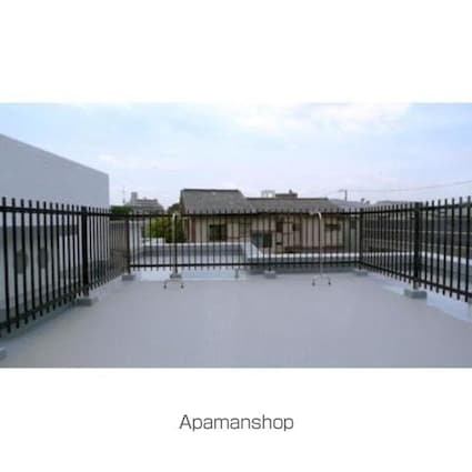 ＢＬＥＳＳ学芸大学　ｔｈｅ　ｃｏｕｒｔ[4LDK/93.42m2]のバルコニー