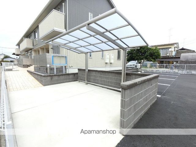 フローラルハイツの玄関写真
