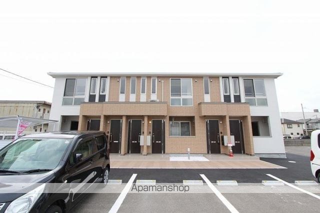 グランブルー百石の外観写真