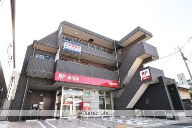 LA POSTE MAISONの玄関写真