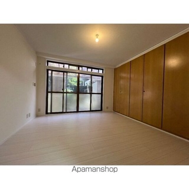 ウィンズベルⅡ[4DK/72.5m2]のリビング・居間