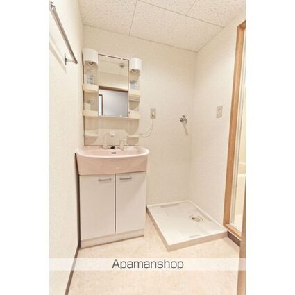 ｈａｕ’ｏｌｉ[2LDK/60.5m2]の洗面所