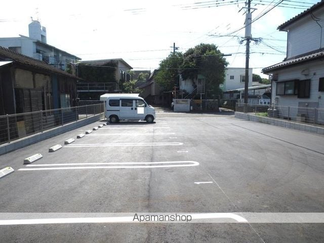 イルソーレ南宮崎[1LDK/41.08m2]の駐車場