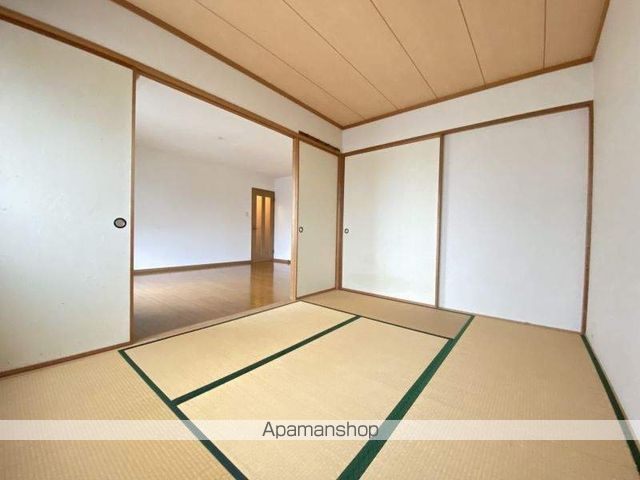 アーバンヒルズの内装写真