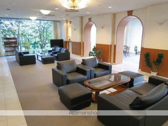 新潟ダイカンプラザ遊学館の外観写真