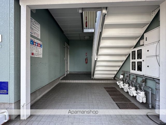 フレグランス長尾の玄関写真