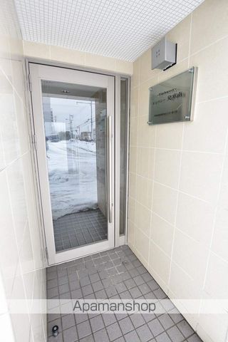 エンバシー発寒南の玄関写真