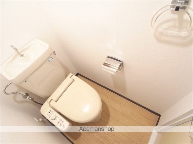 ロイヤルハイツ白川の内装写真
