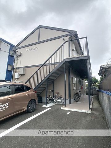 コーポ影山の玄関写真