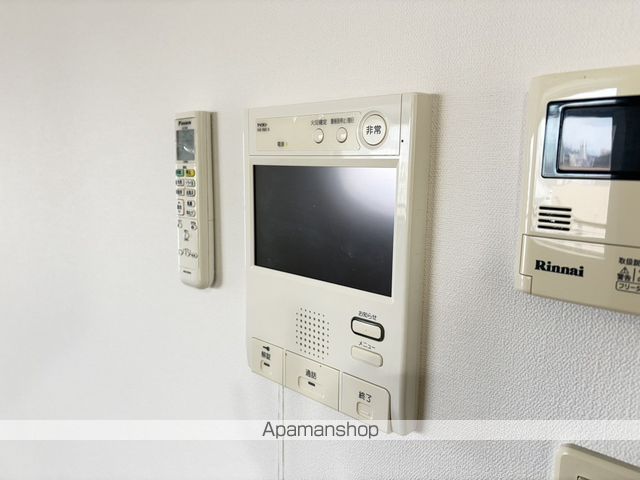 ARAHACHI FSERIESの内装写真