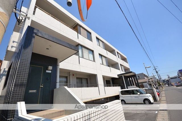 片瀬ハイツの玄関写真